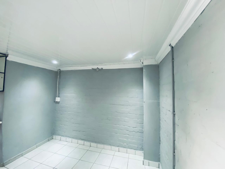 To Let  Bedroom Property for Rent in Ravensmead Western Cape